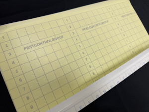 Универсальная клеевая пластина «PCG-200» для промышленных уф-ловушек с разметкой (Россия)